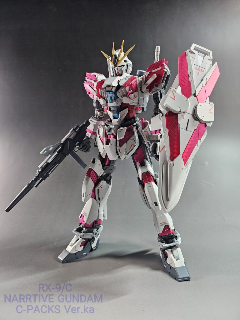 エッジ出し、C面出しのみでございます。・装甲、シールド:　セミグロスホワイト+ルビーレッド・サイコフーレム:　下地シャンパンゴールド→蛍光ピ  ンク+プレミアムレッド・フレーム　サフェーサーエヴォ　ガンメタとサフェーサーエヴォシルバーの2色・フット、バックパック、武器:ネイビーブルー+ヘキサグリーン等他忘れちゃいました(爆)