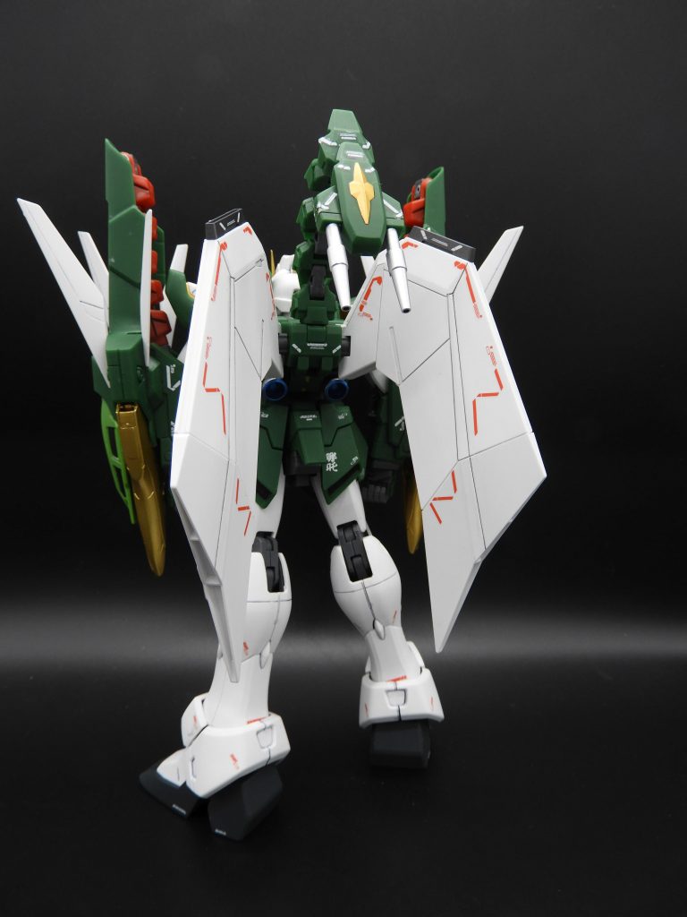 哪吒にフーティエ（羽根）とビームキャノンが装備