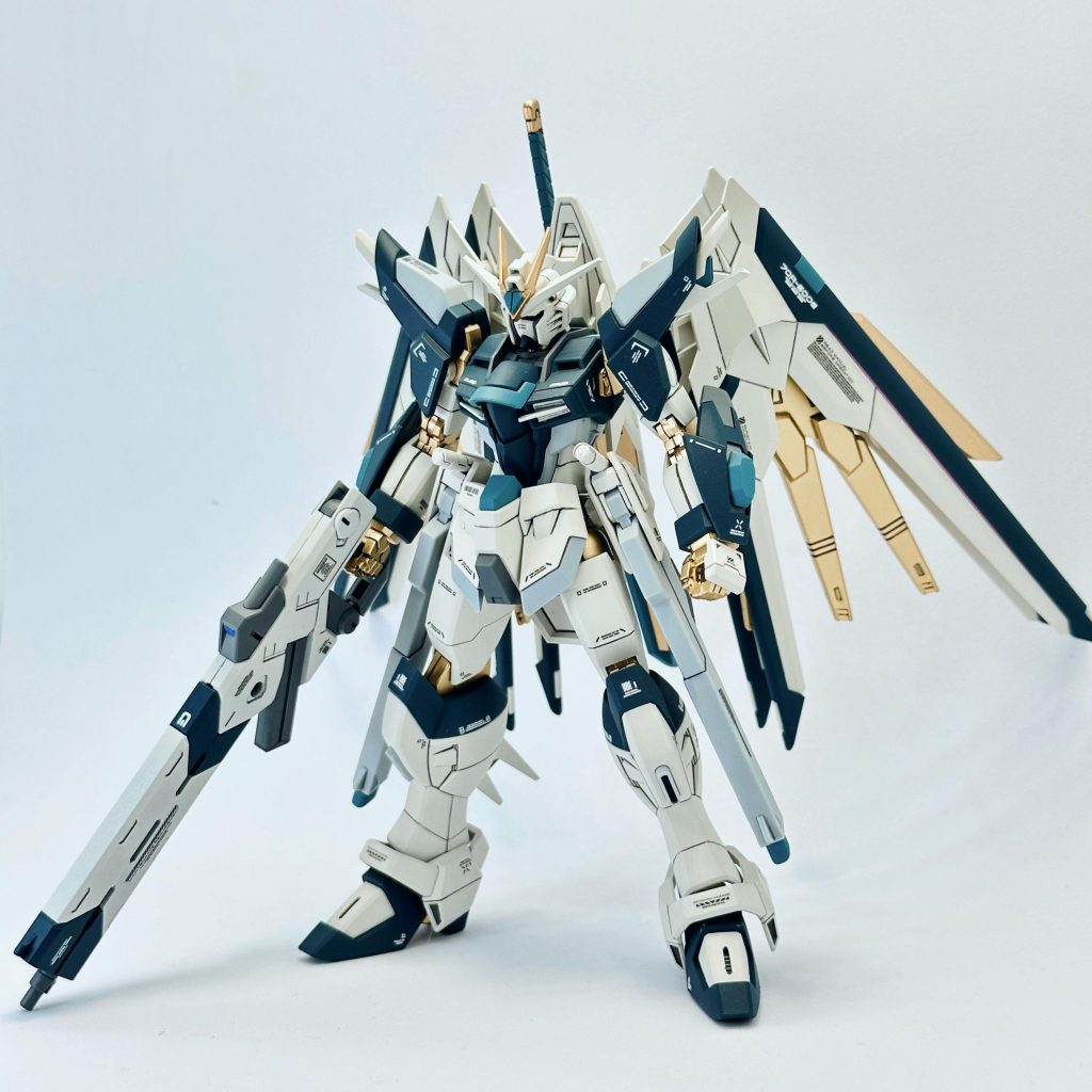 ファウンデーション王国の事件後の設定で作ったので、さらに成長した大人らしいカラーリングにしています。カラーの入れ方はライフリをベースに一部マイティっぽさも残しました。