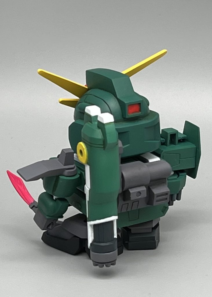 バックパックと武器の接続部分がヘタりやすそうだったのでポリキャップにしています。