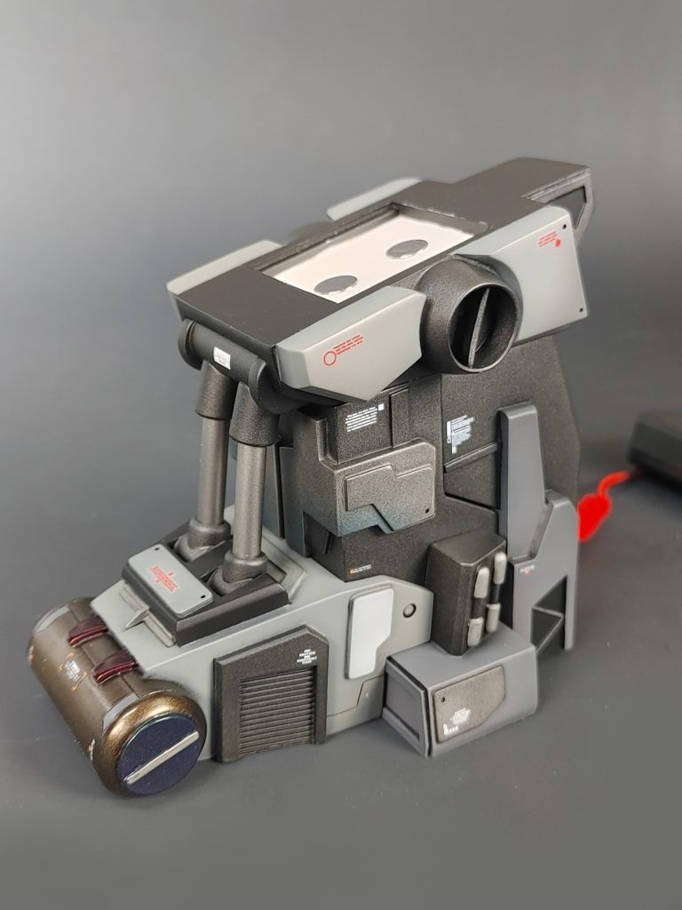 電気接点は磁石を通して作業しました。