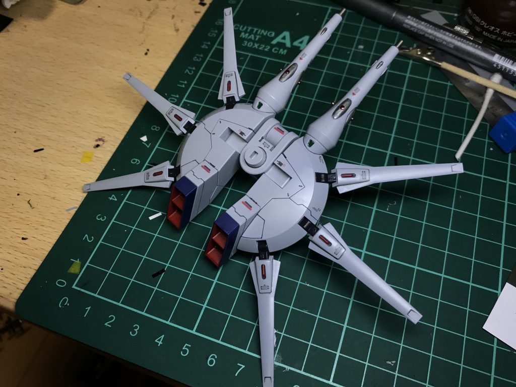 コレだけで見るとちょっとSF映画に出てくる何かAIで機動する破壊兵器みたいな感じ。