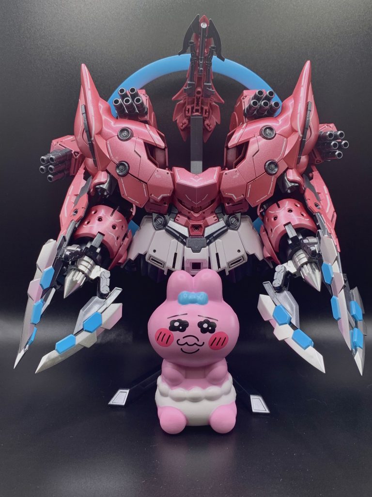 アームをより近接戦闘に特化しつつおぱんちゅうさぎカラーに全塗装しました！