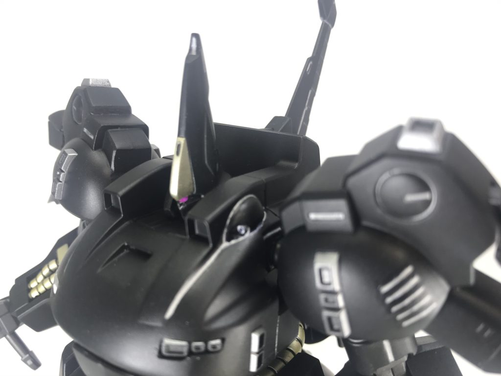 実物があったら自ら搭乗したいと思えるカラーリングにしています