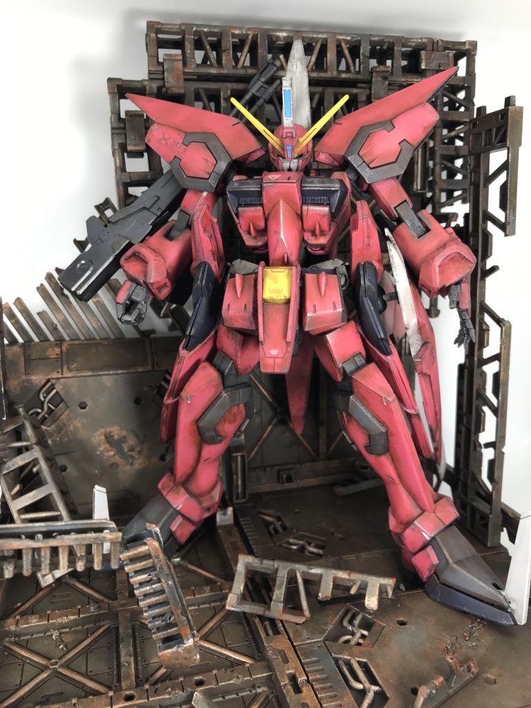 1/100 のキットにはちょっと格納庫が小さすぎるかも…😨