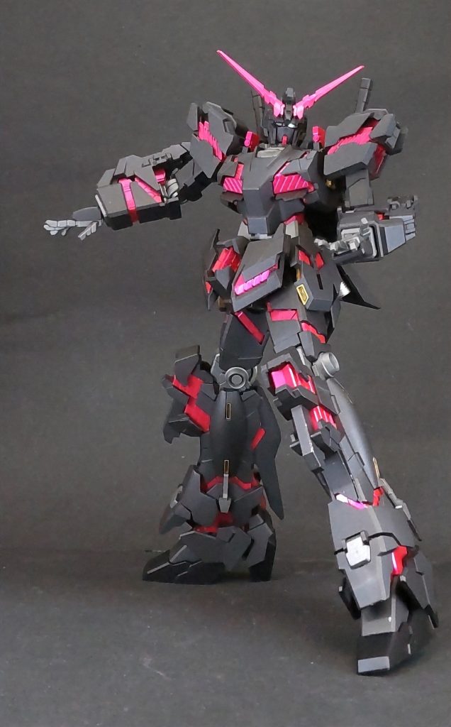 HG ユニコーンガンダム–4枚目/制作者：三代目和菓子屋