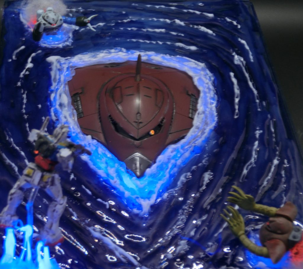 ガンダム、ズゴック、ゴッグはブックオフでミニチュアをゲット。スケール感はちょっと違いますが・・・