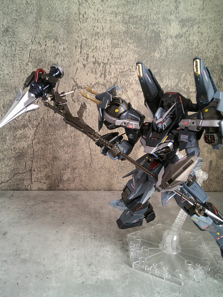 アドラーでの格闘戦遠距離だけでなく近接戦もできるのいいですよねー。