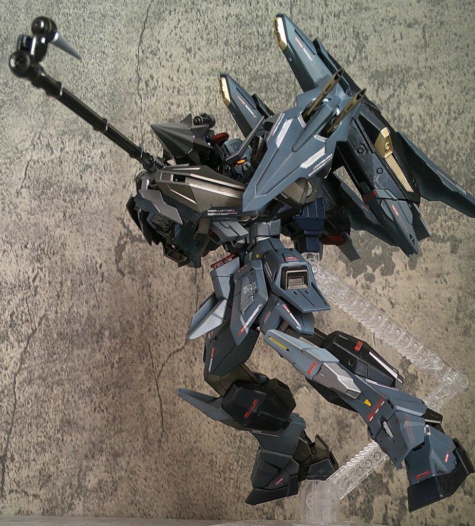 スナイパーライフル。一応この機体はチーム戦では遠近戦闘の補助をイメージしてます。