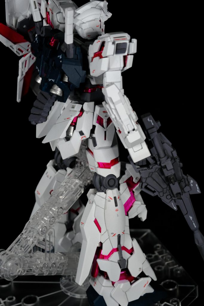 塗膜分厚いので各部ギチギチなのでポージングは怖くてできません…