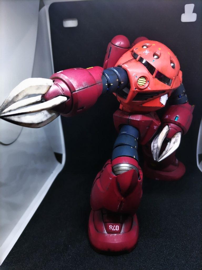 お決まりのポーズで。