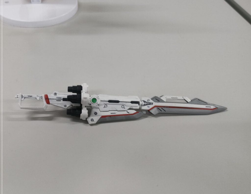 カレトヴルッフのソードモード単品。シールを貼って、墨入れと艶消しをしました。