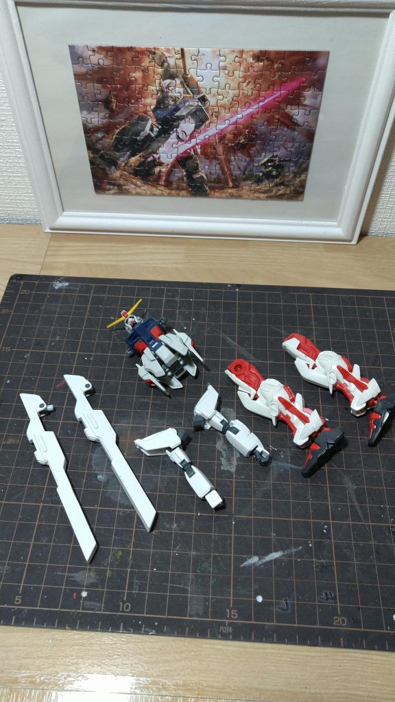 我が家にあったパーツをかき集め、いざ製作開始。