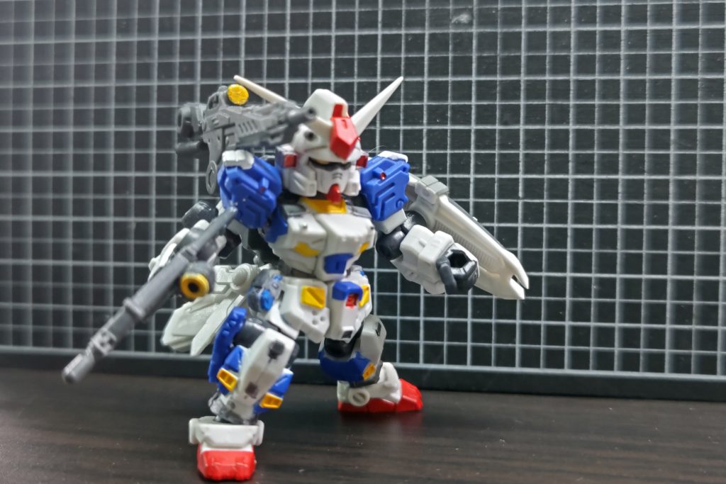 元画像。240ミリメガビームキャノン(正式名称ではないらしい)が格好いい。