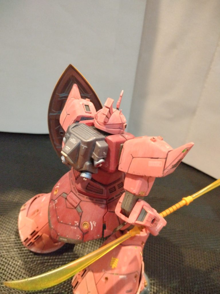 中機動型なのでバックパックは小さめのヤツを装備(ゲルググはバックパック無いんです😌)バーニアも追加してメタルをホジホジ