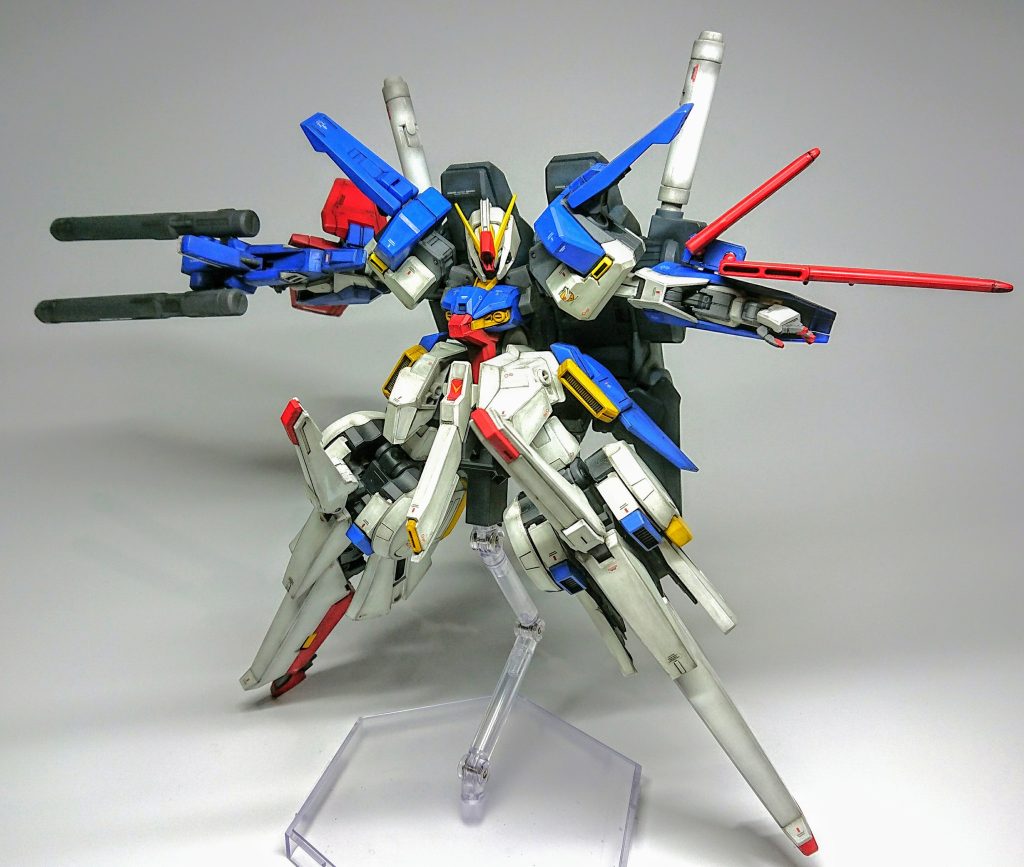 膝?は稼働するようにいじくってはみましたが、基本的にアクションポーズは苦手な感じです…w(;^ω^)