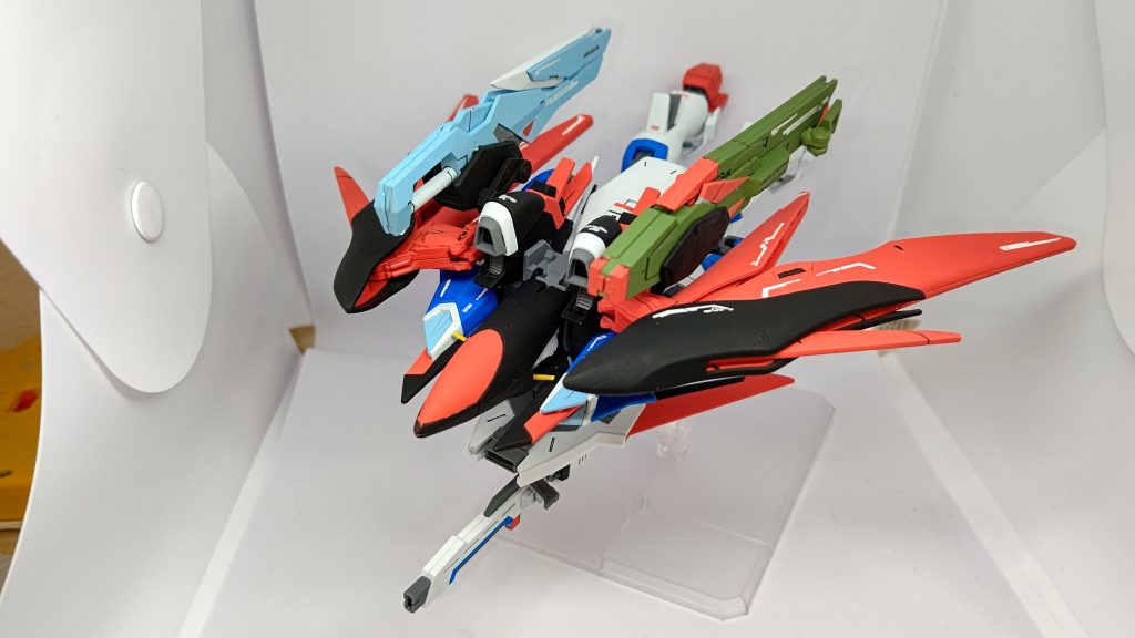 ベースがイモータルジャスティスなので巡航形態への変形も出来るようにしてあります