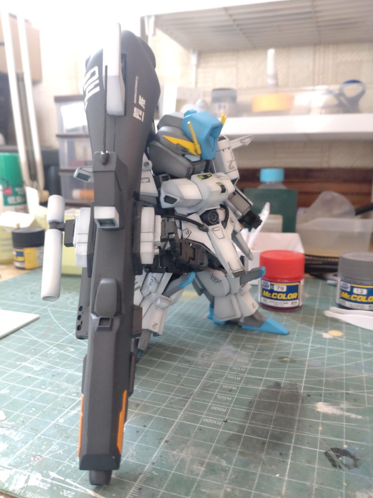 メガカノン重すぎて左に傾きます…