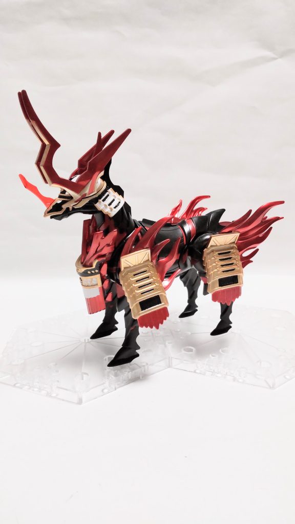 78代目武者頑駄無専用カラクリ軍馬“ 黒鋼王”〈 クロガネオウ〉信長専用軍馬を色替え&合体用の工作をしました。