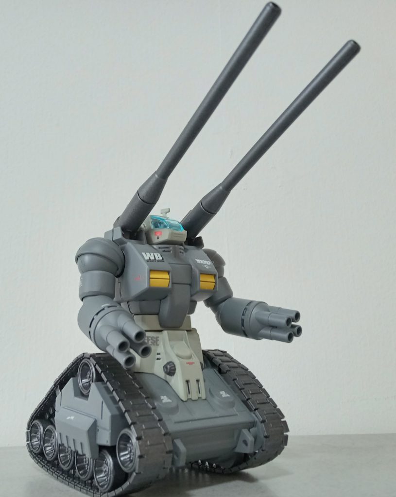 パーツも少なく、組みやすいので、サクッと完成します。