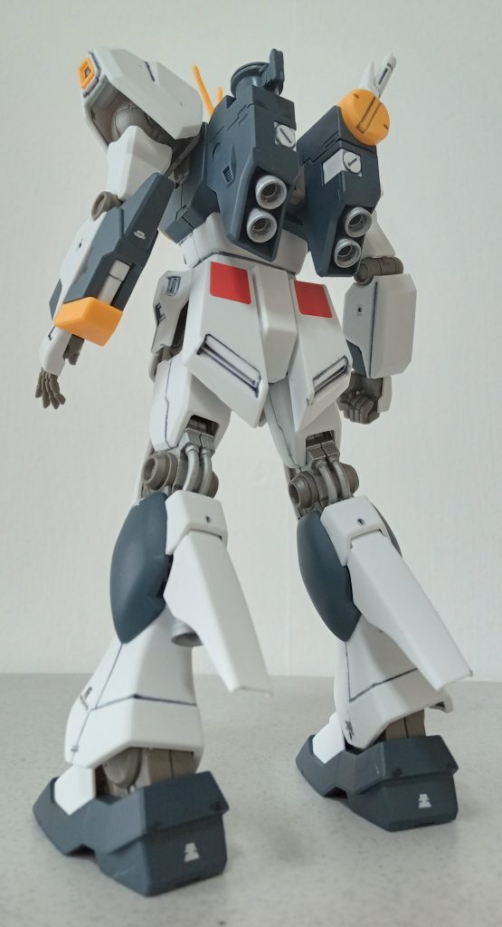 部分的にシルバー塗装してます。