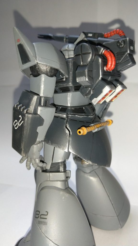 キャノン、後ろ姿です。