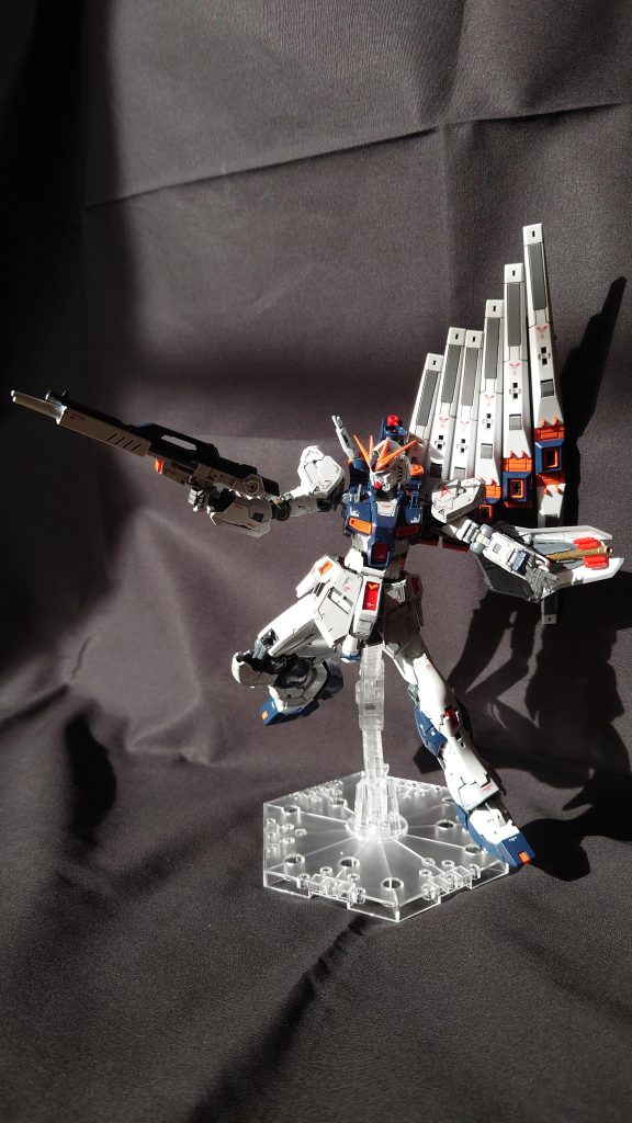 ファンネルの塗り分け頑張りました。