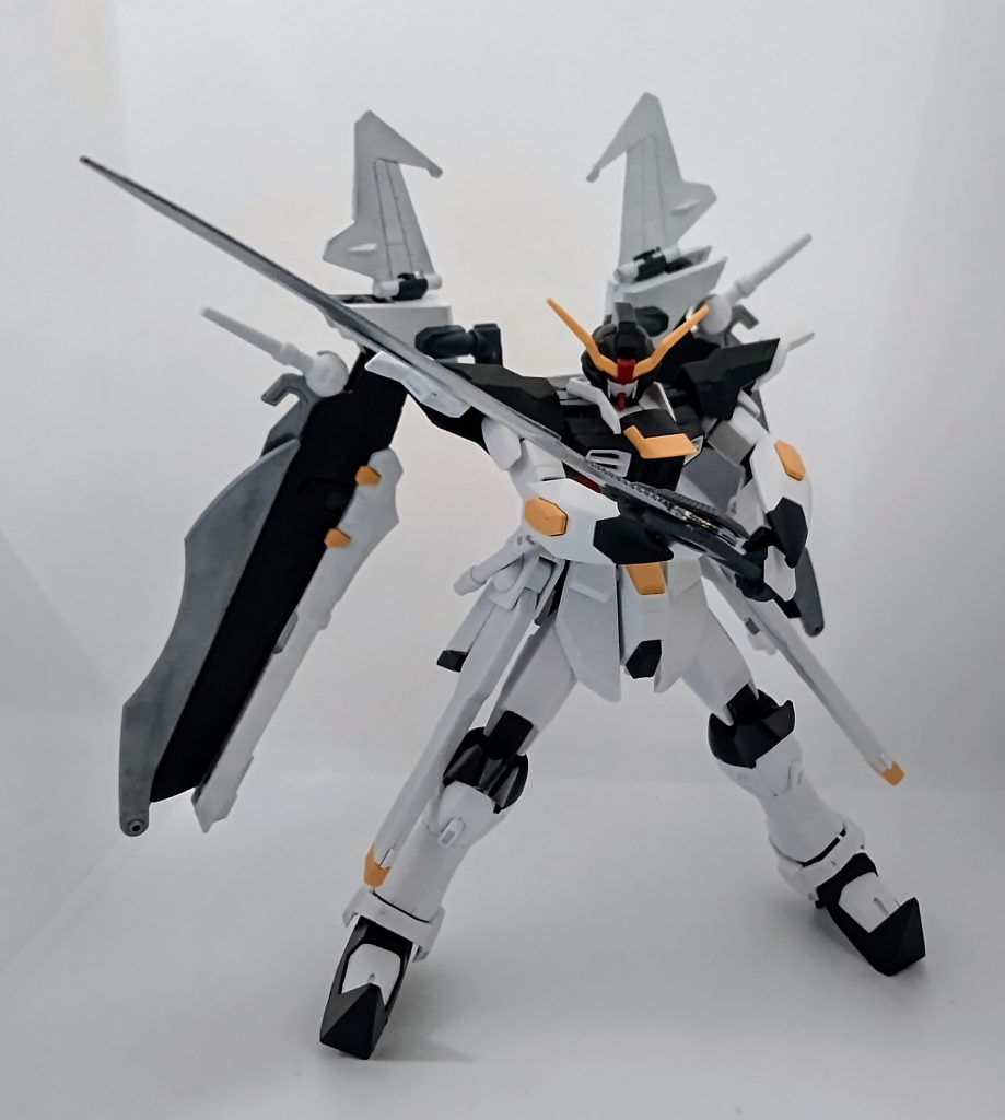 グランドスラムを持たせて。ここまで「剣」に特化したMSを作ったのは久々