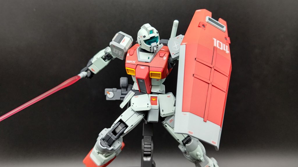 [指揮官機仕様]前期型ビームライフルは円形のツマミを部分塗装。試作品ぽさが出てるかな？