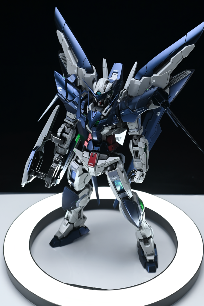 カラーは青＝プリズムブルーブラック・赤＝プレミアムパールレッド白＝ニュートラルグレーⅣ＋ジョイントグレー・黒＝フレームメタリック１