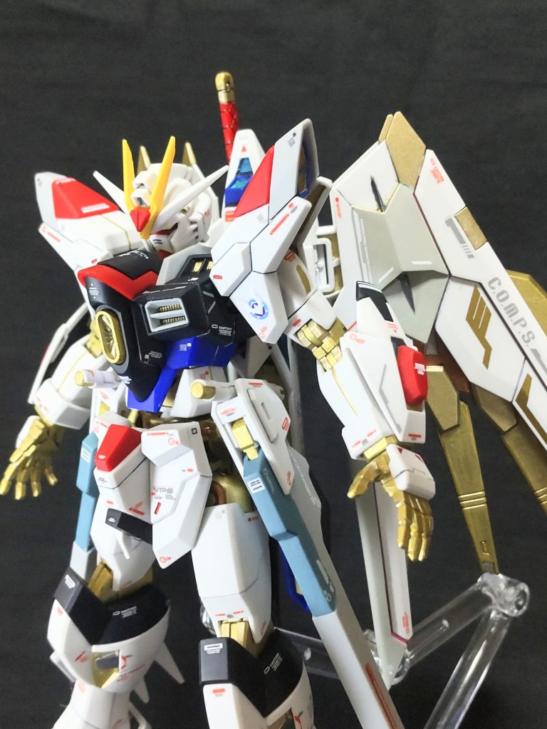 アップで、うん、カッコ良い。