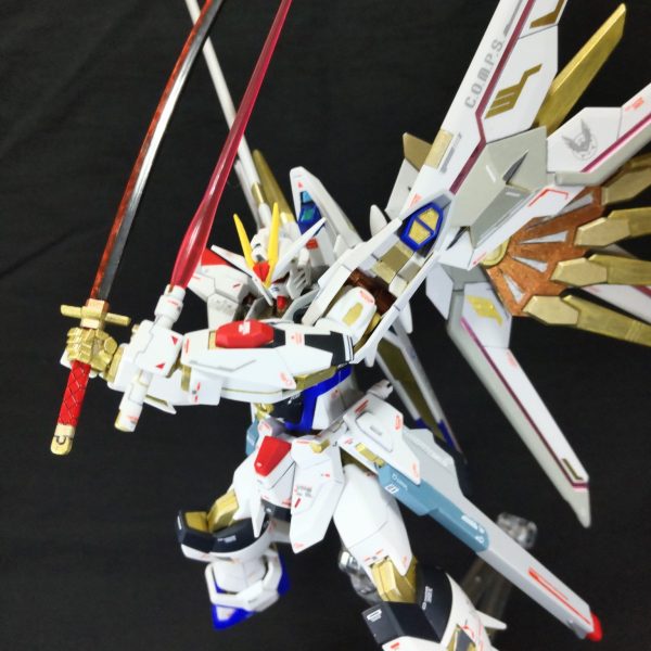 HG マイティーストライクフリーダム 部分塗装 簡単フィニッシュ