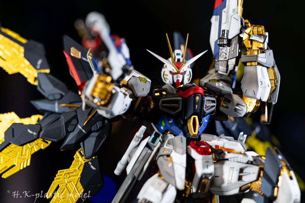 黄金部は5種類の金色塗料で塗り分けています!!