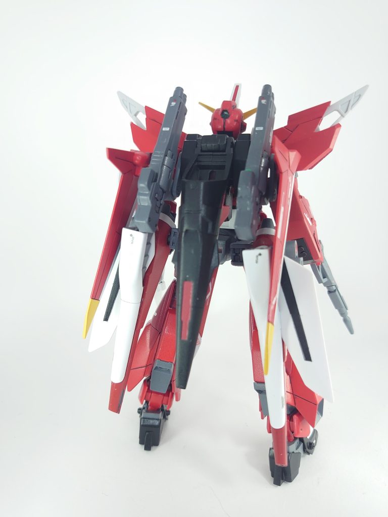 バックショットMA時の機首をキュリオスの機首に変更背部装備だったビーム砲をリアスカート部に変更背部には新たにキュリオスのビームマンシンガンを装備
