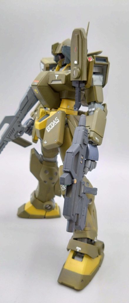 オリジナルの79SPの性能は同じだが施設内部の戦闘・潜入のほかにジオンのサイコミュ兵器も想定した機体に特殊部隊型をカスタマイズしているため胸部に簡易チョバムアーマ装着・さらに武装はオーガスタ研究所製のビームライフルと連邦工廠の試製Eパック方式ビームライフル・バルカンポットを装備しているのが特徴