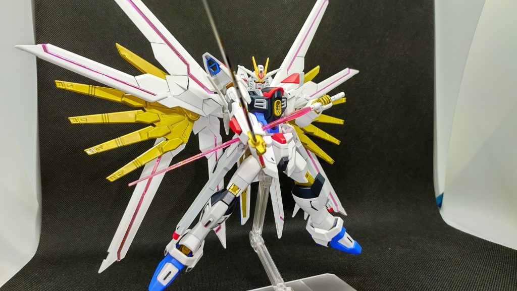 「未来をつかむ自由の翼。」セカンドキービジュアル再現で。