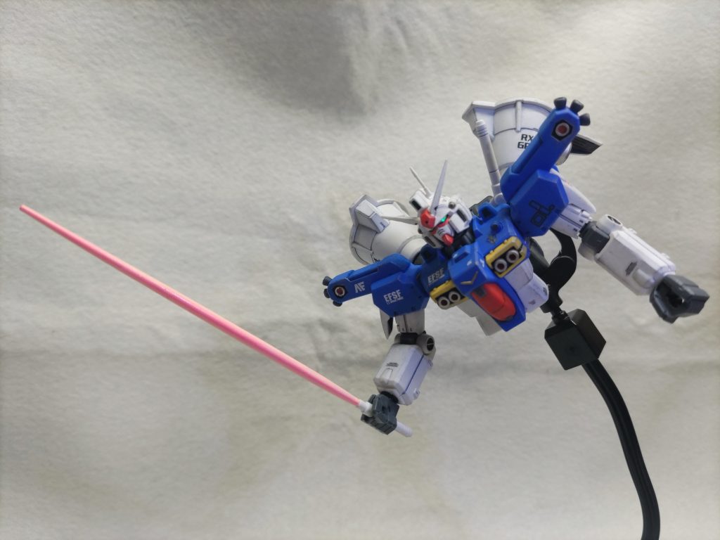 ケリィさんもビックリのオールレンジ攻撃(gundam-kao2)