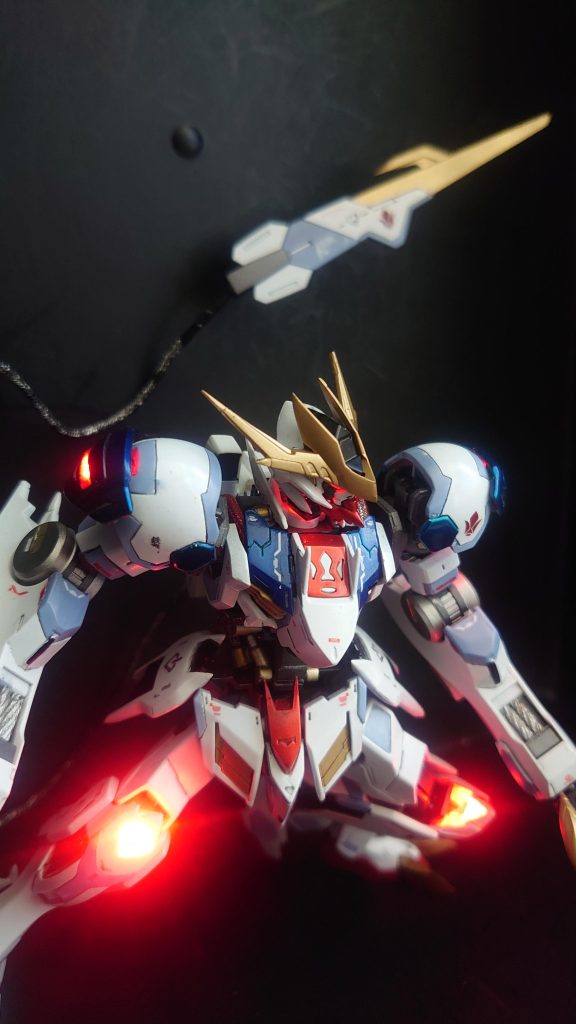 やっぱり赤色は、ビーストモードの獣感の雰囲気が出ます。