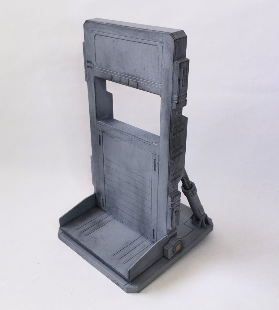 episode3 ご覧いただきありがとうございましたm(_ _)m今回は人形含め初登場のガンプラがいくつかあったかと思います。物語上、ガンプラも色々作ったり、撮影、デジラマ製作、ストーリー製作と多岐に渡るのでどうしても次まで時間がかかってしまいます。すみません(；´∀｀)今、第3、4幕に続く物を鋭意製作中で2幕の物はほぼ完成してます(^_^)vではガンプラ紹介行きます！と言っても今回はMSハンガーなので見どころ少ないです。