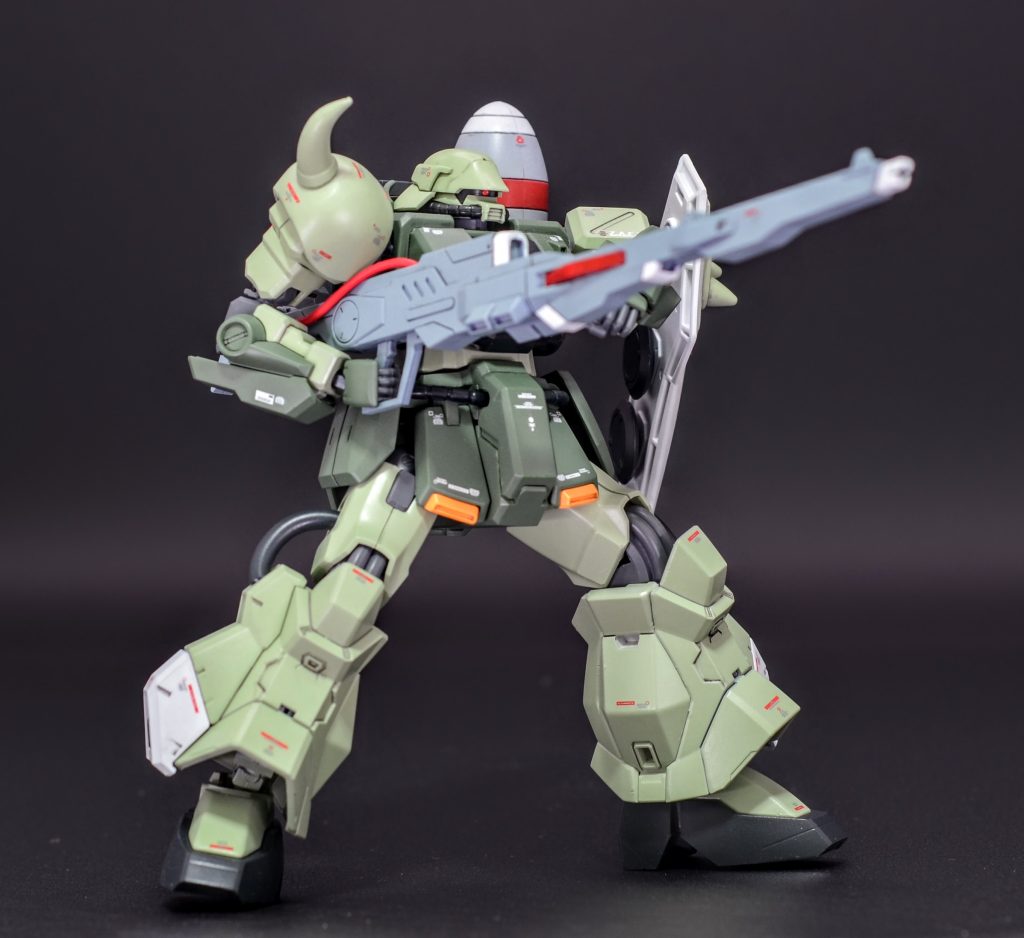 DESTINYのOPのガナーザクっぽく