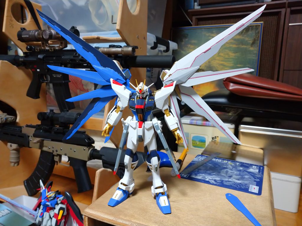 フリーダムの羽根そのままだとこんなバランスでした。