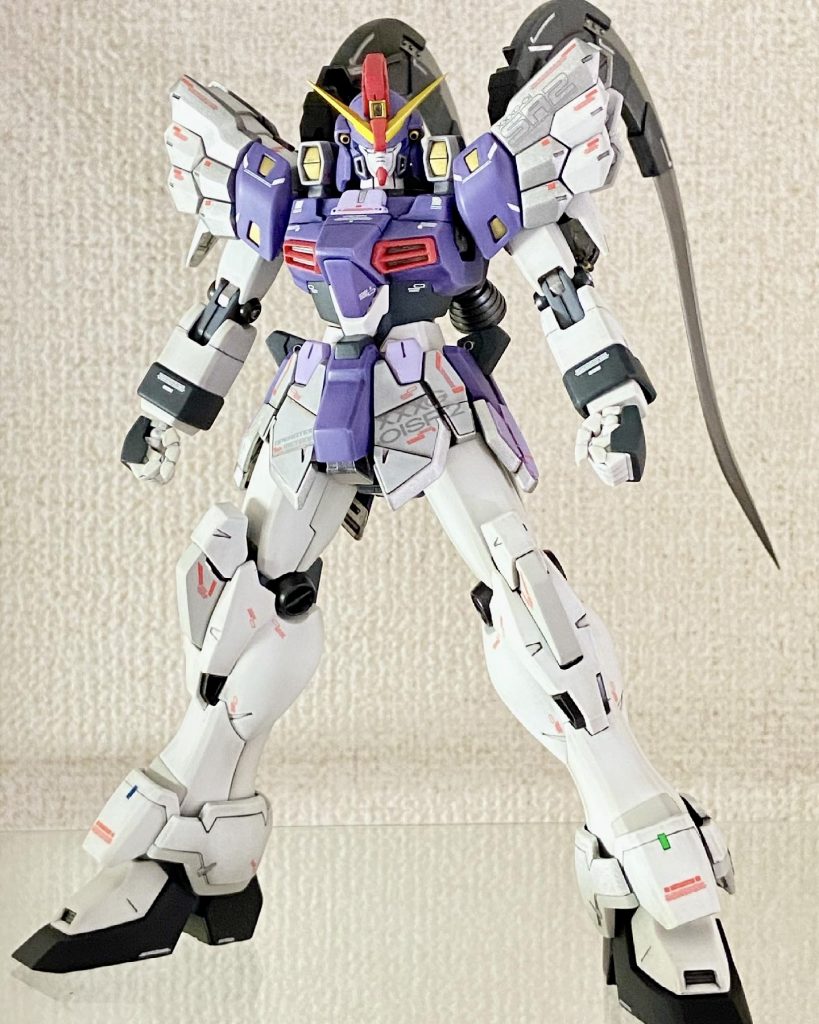 全塗装はしておらず、リアルタッチマーカーでのボカシと部分塗装にトップコートで仕上げてあります。一部配色変更してます。