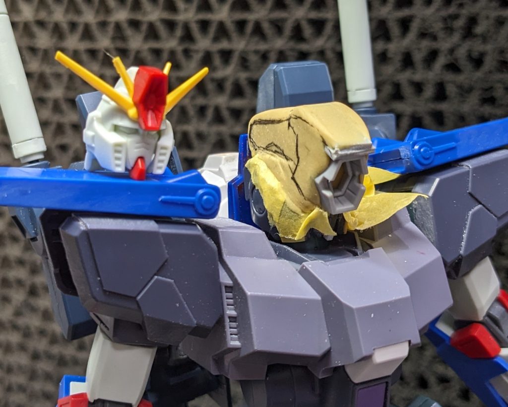 ハイメガカノンはビルダーズパーツとパテをコネコネ