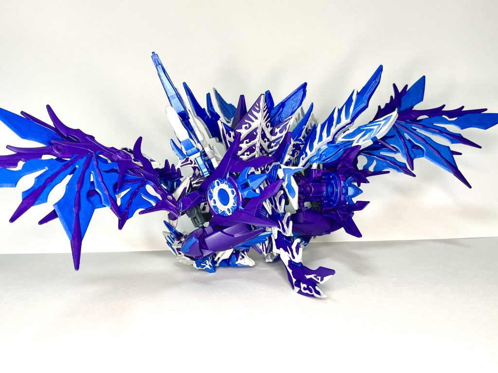 元々動かないキットが盛りすぎて更に動かなくなりましたが、作品としては満足いくものが出来たので良かったです。気が向いたらオルタナティブジャスティスはまたチャレンジしてみたいです。 