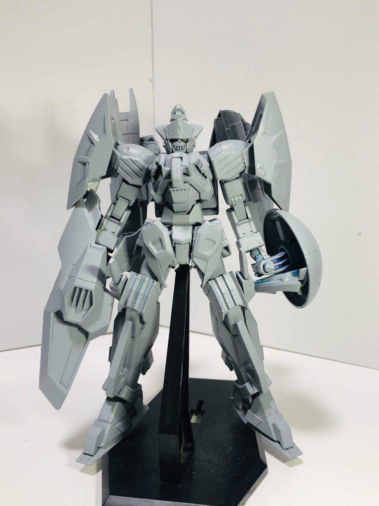 サーフェーサー状態。こっちの方が格好良いかも…自分としては初の全塗装キットだったりします。もっと配色は考えないとですね!ミキシング自体は楽しかったのでまたやりたいです 以上、閲覧ありがとうございました!