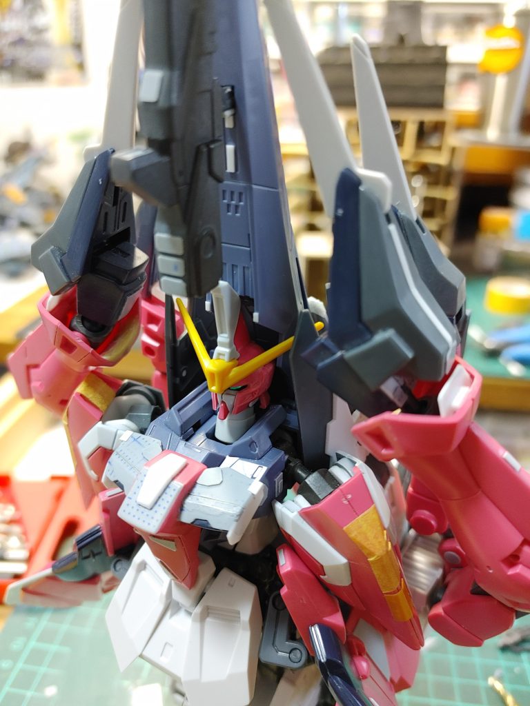 これら関節のお陰でほぼ完全変形(一部差し替え)が可能となりました。