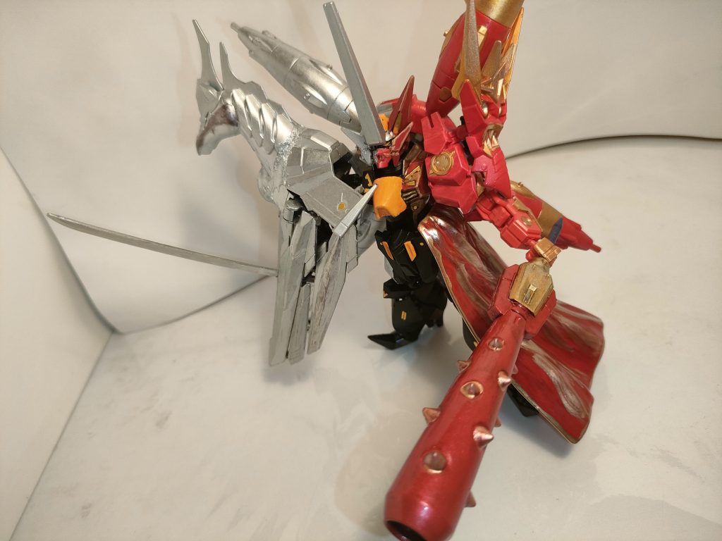 まあ、駄洒落ガンダムですがドレッドガンダム参式でございました。多分ビルドシリーズじゃないと通じないかも…(汗)