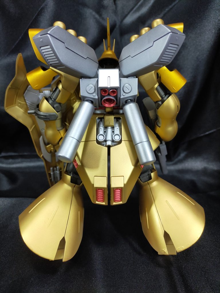 バックショットになります。