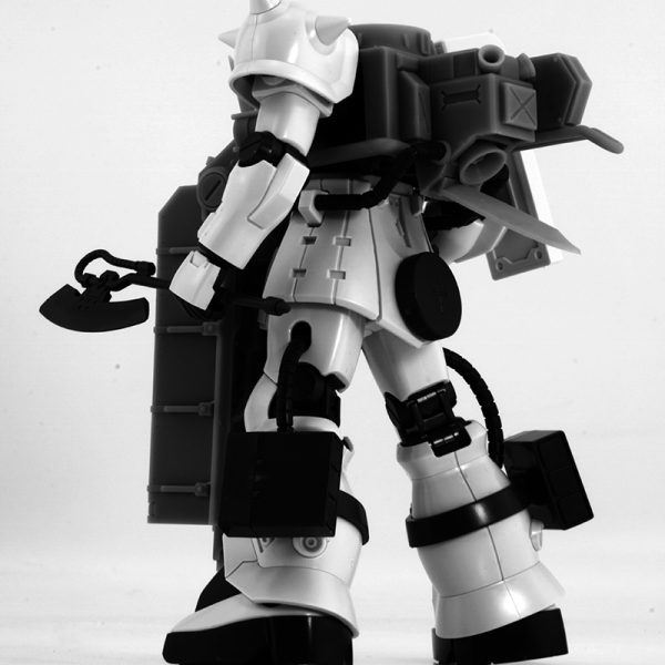 HGUC 1/144 MS-06F ザク 2 シュトゥッツァー Zaku II Stutzer カスタムレジンキット（3枚目）