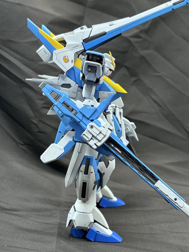 v2アサルトバスター 雪花ラミィ機–3枚目/制作者：よ〜ぐると